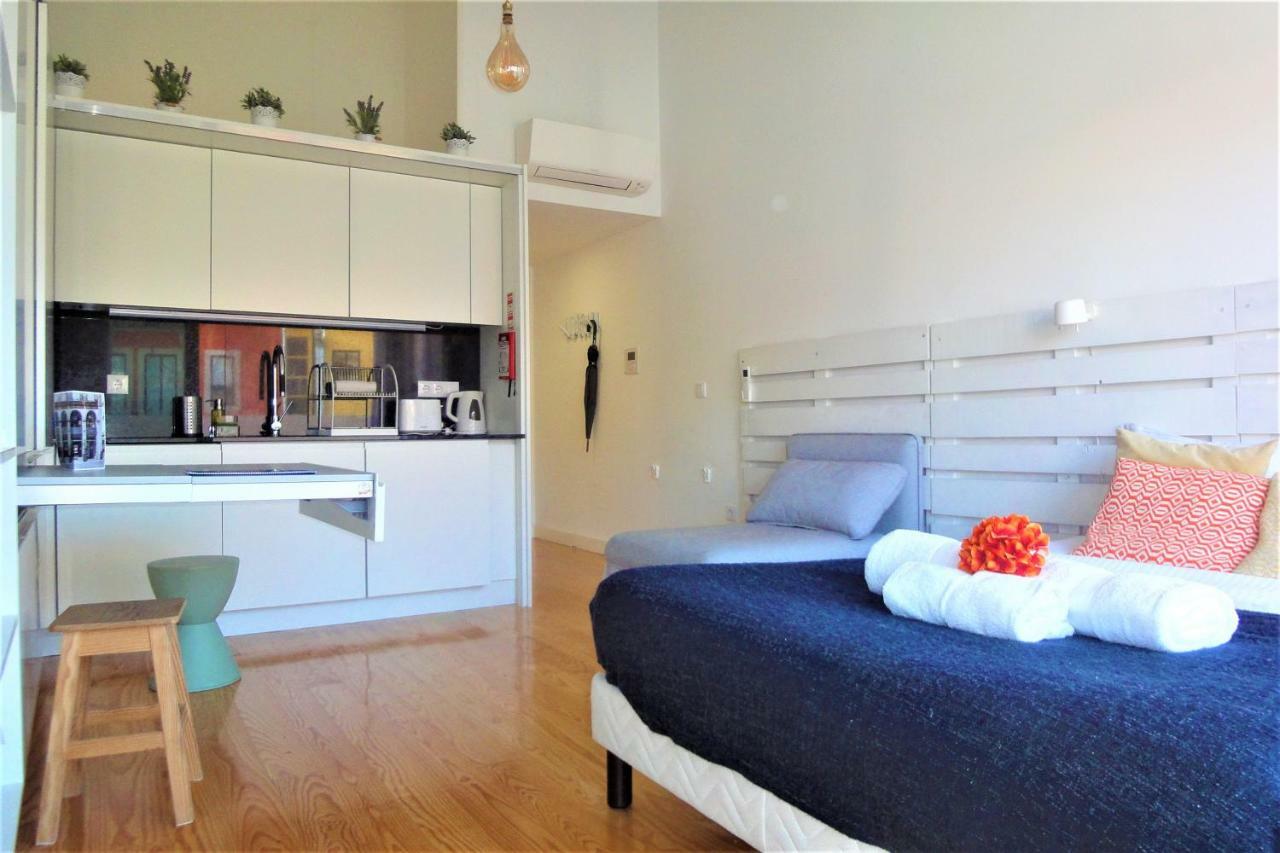 Апартаменты Porto Sunny Terrace Almada Экстерьер фото